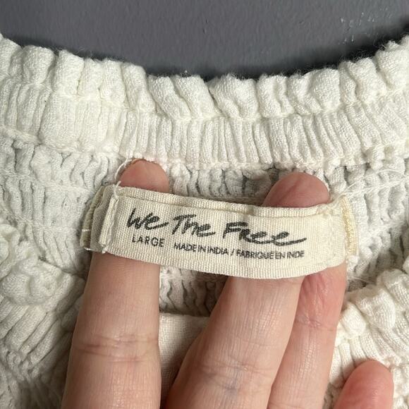 We the Free White Cropped Off Shoulder Buttoned Front Top Size Large - Picture 5 of 9